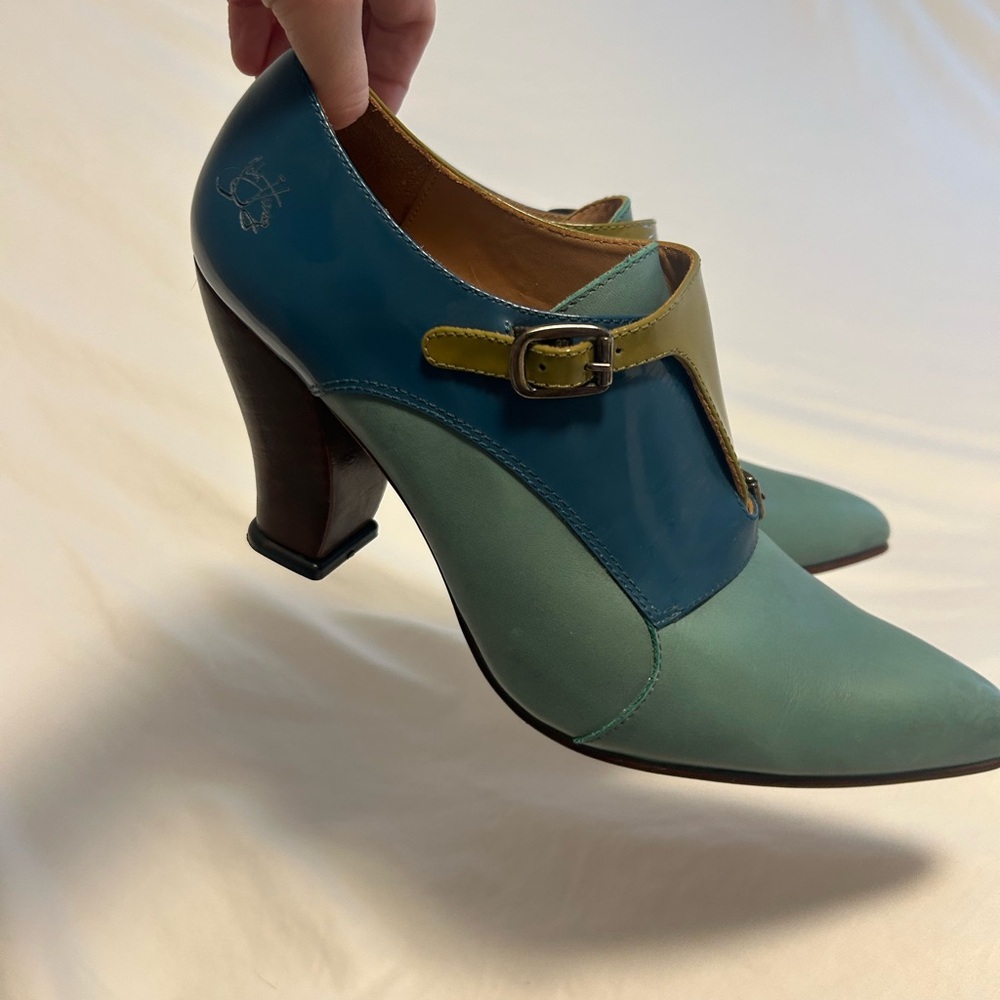 Stylish Women's Teal and Olive Heels